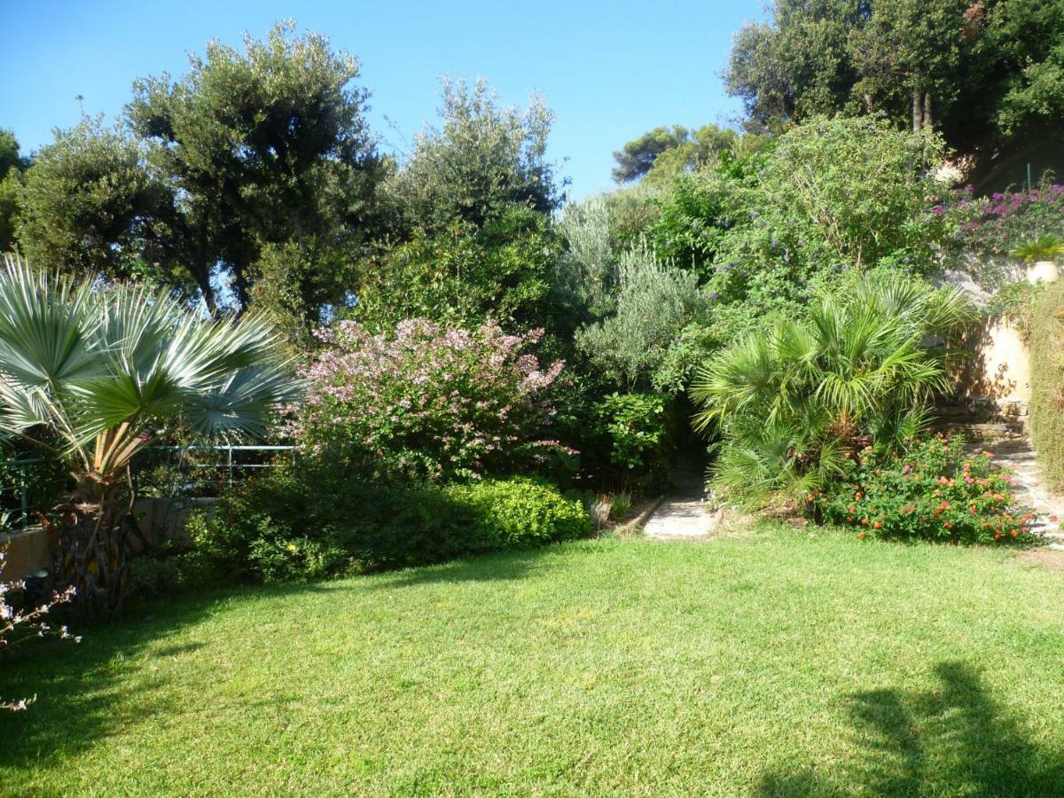 Villa Du Bau Rouge Carqueiranne Exterior photo